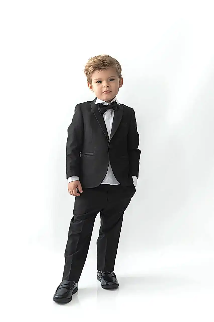 Çocuk Siyah Smokin Takım Elbise (1–14 Yaş) – Ceket Pantolon Gömlek Papyon