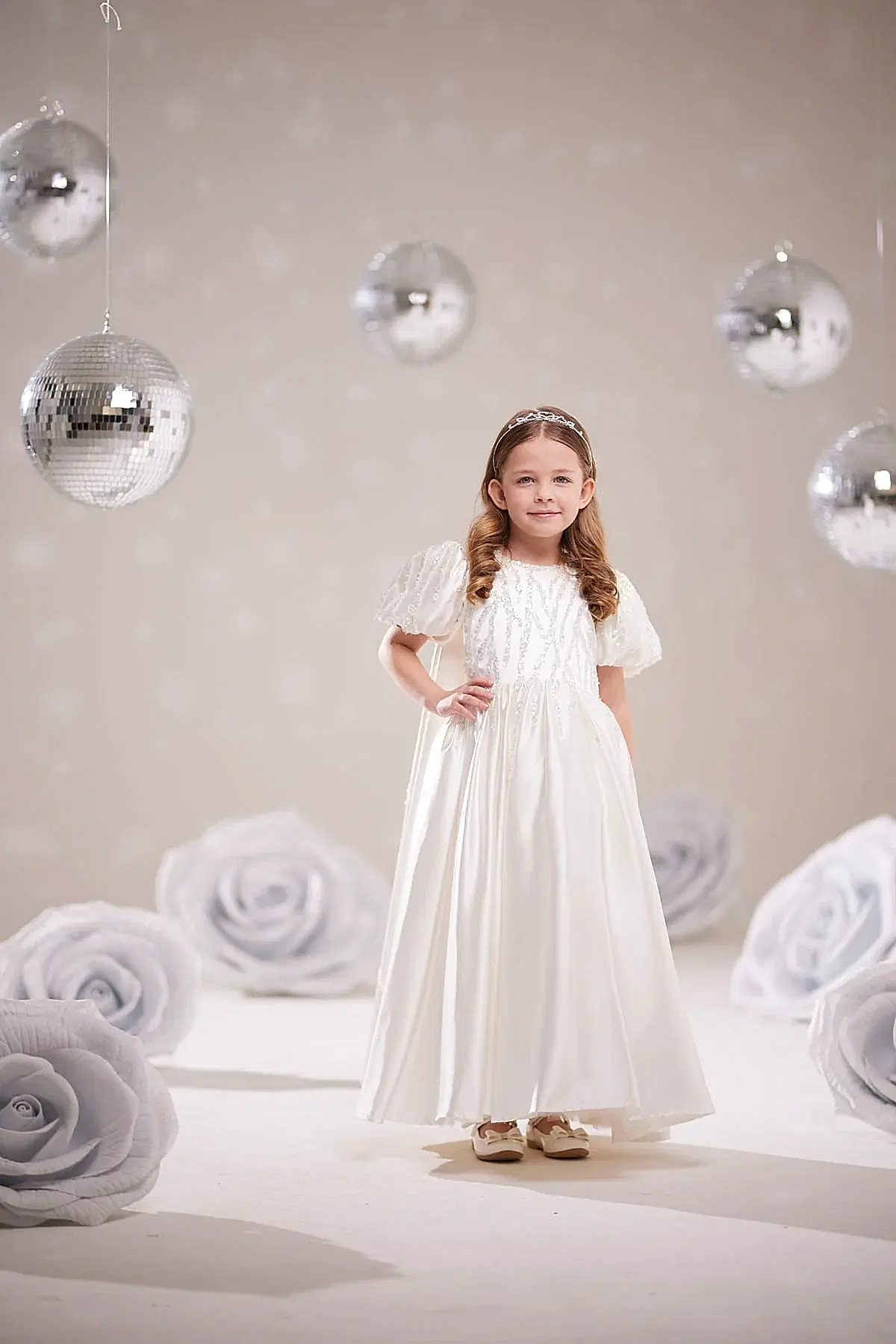 Kız Çocuk Özel Davet Elbisesi – Beyaz Prenses Model