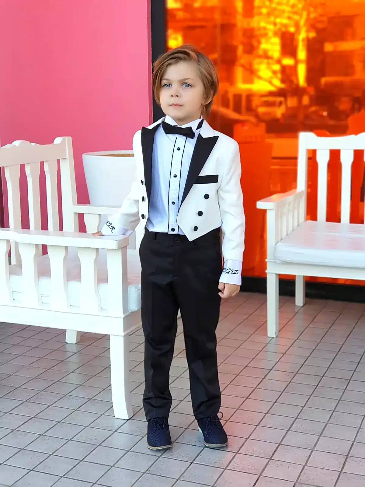 Erkek Çocuk Beyaz Frak Smokin