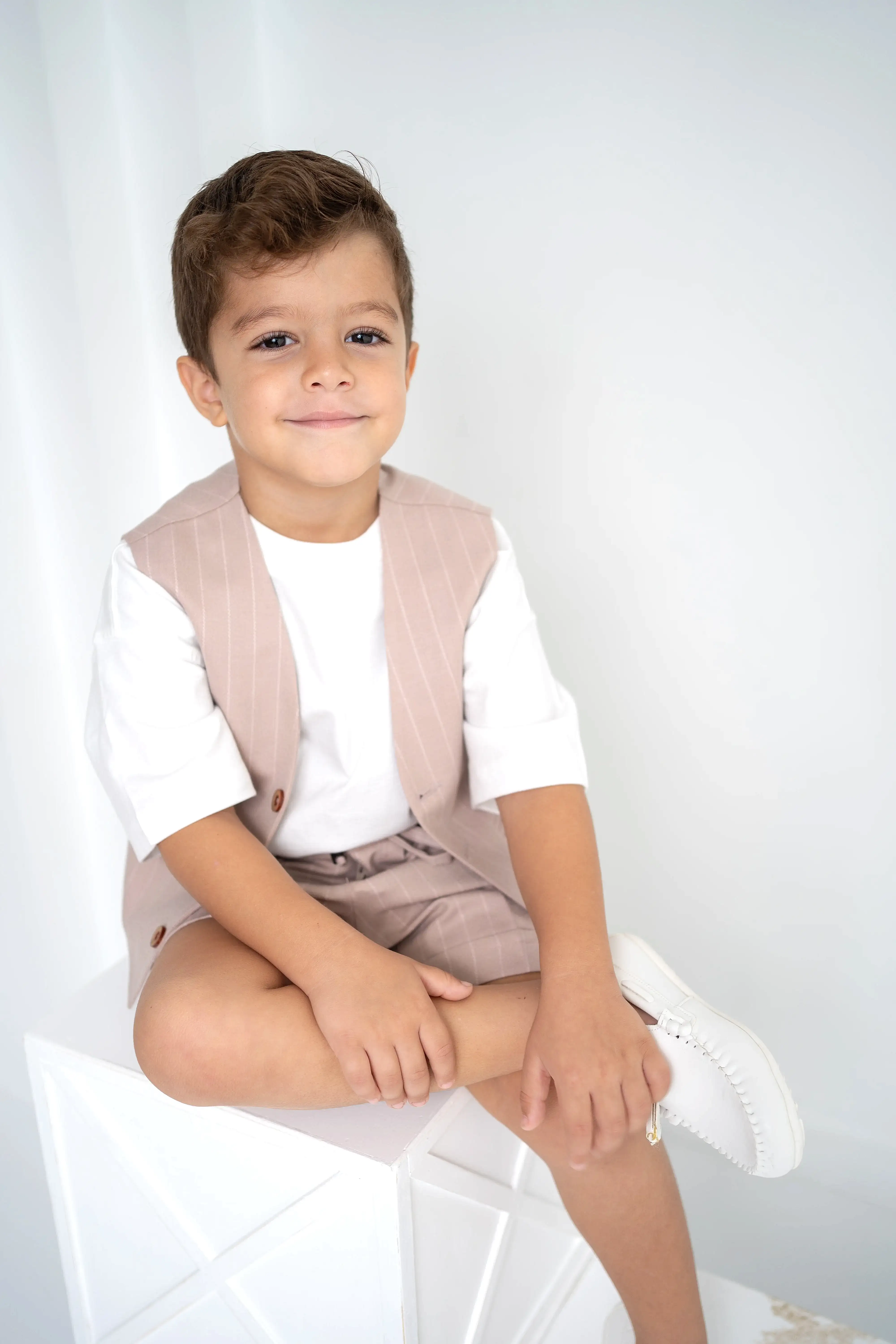 Erkek Çocuk 3’lü Takım – Yelek, Şort, Tişört (1-10 Yaş)