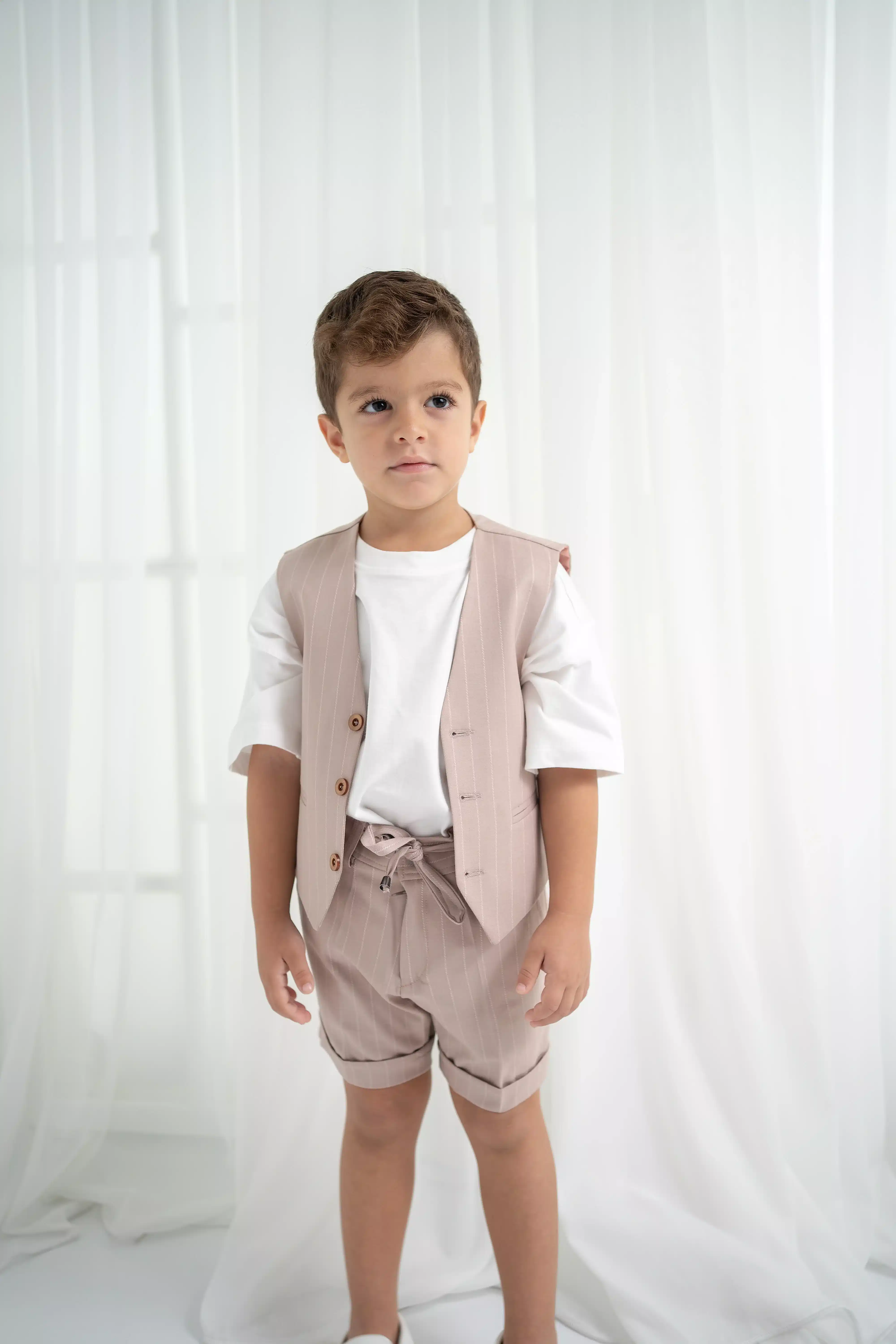 Erkek Çocuk 3’lü Takım – Yelek, Şort, Tişört