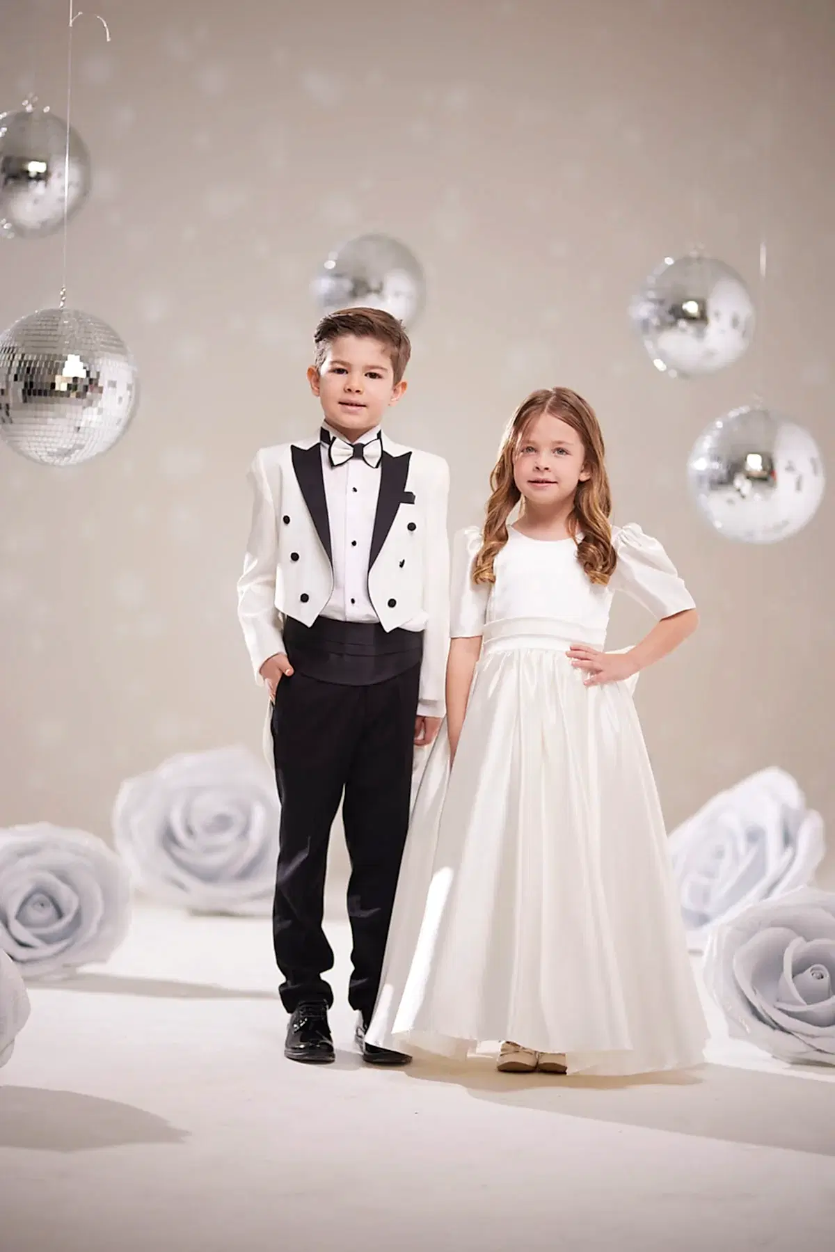 Erkek Çocuk Takım Elbise – Şık ve Klasik Özel Gün Kıyafeti