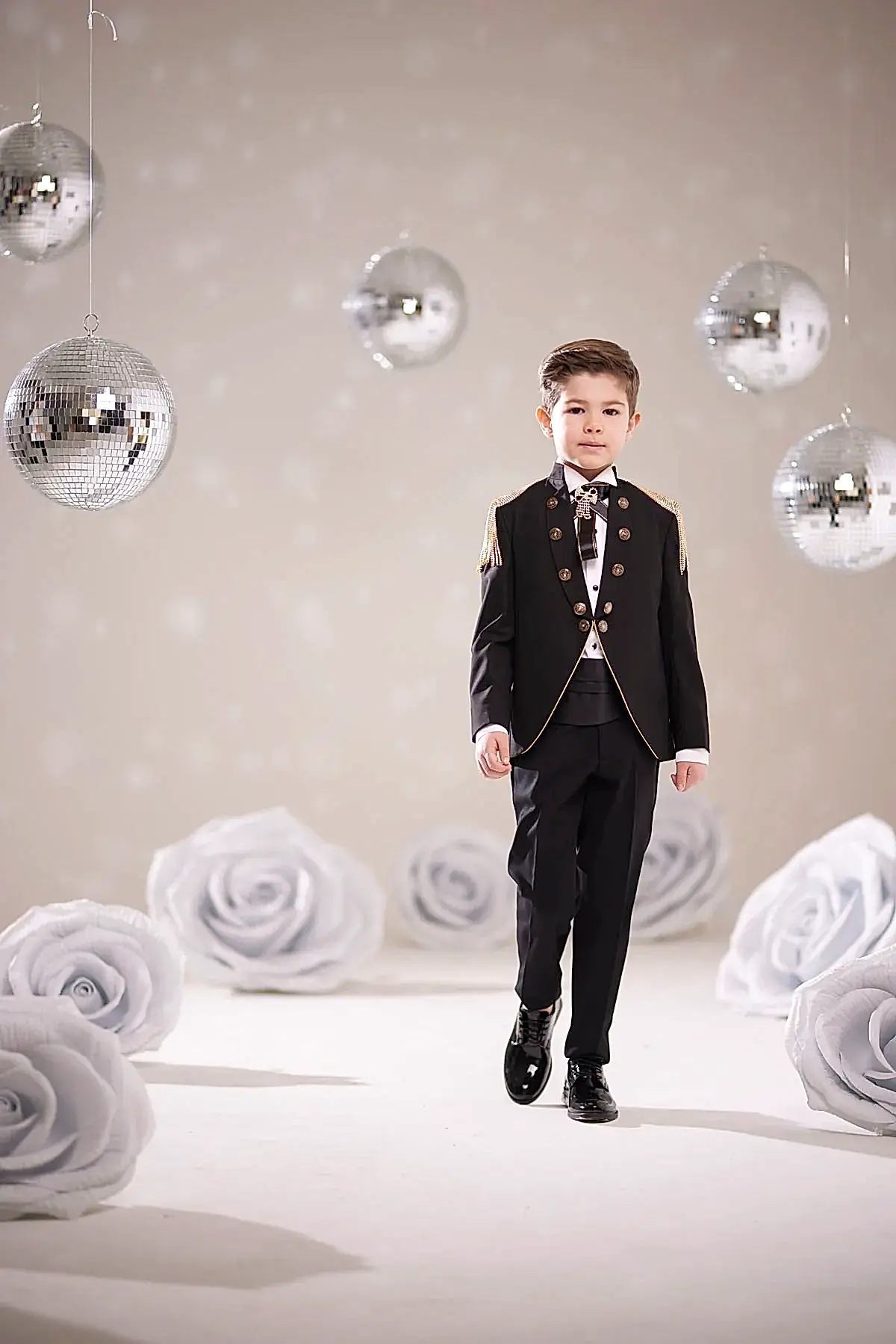 Royal Çocuk Apoletli Taşlı Özel Tasarım Takım Elbise