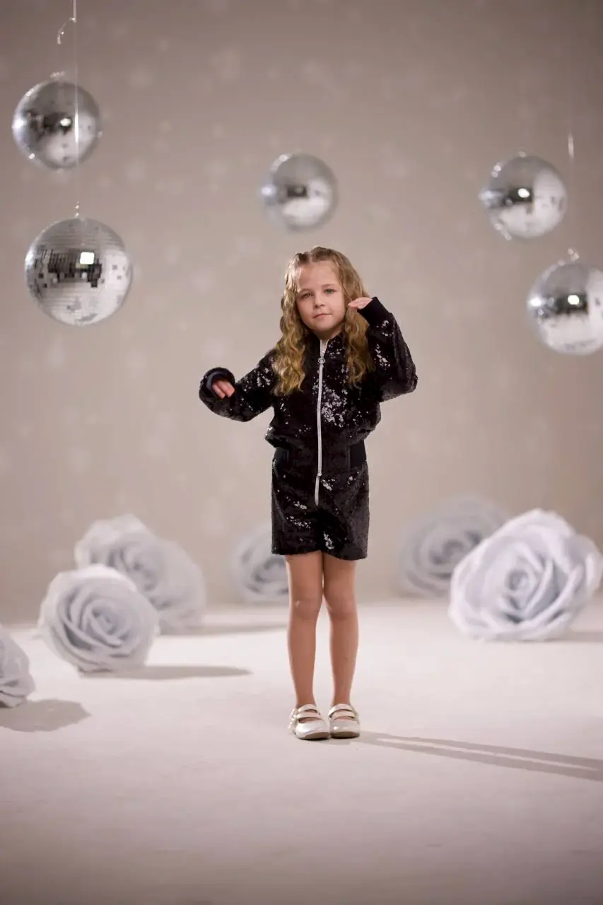 Kız Çocuk Siyah Pul Payet Ceket-Şort Takım