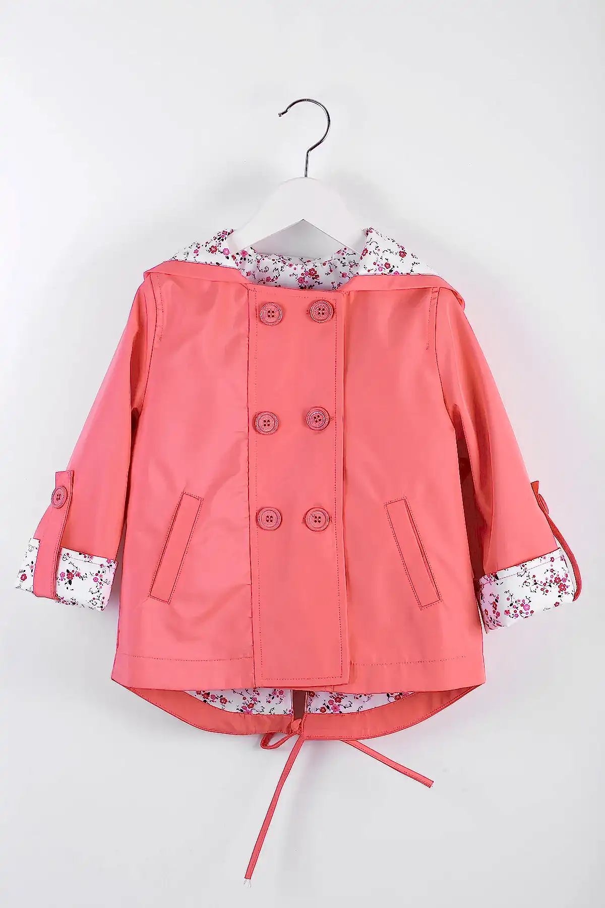 Kız Çocuk Çiçek Desenli Astar Detaylı Pembe Yağmurluk Trençkot – Su Geçirmez Dış Giyim