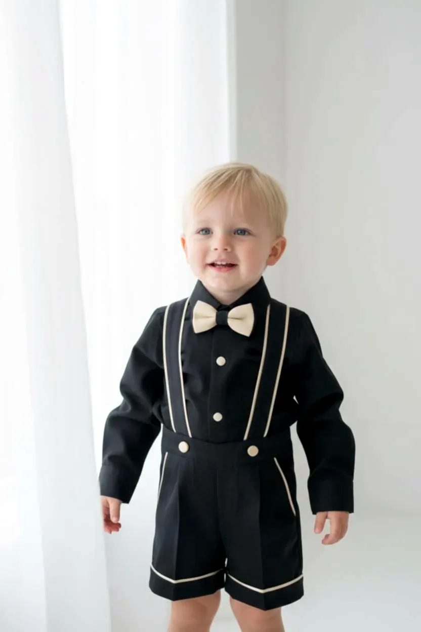 Erkek Çocuk Siyah Gold Askılı Şort Takım Papyonlu Özel Gün Kombini