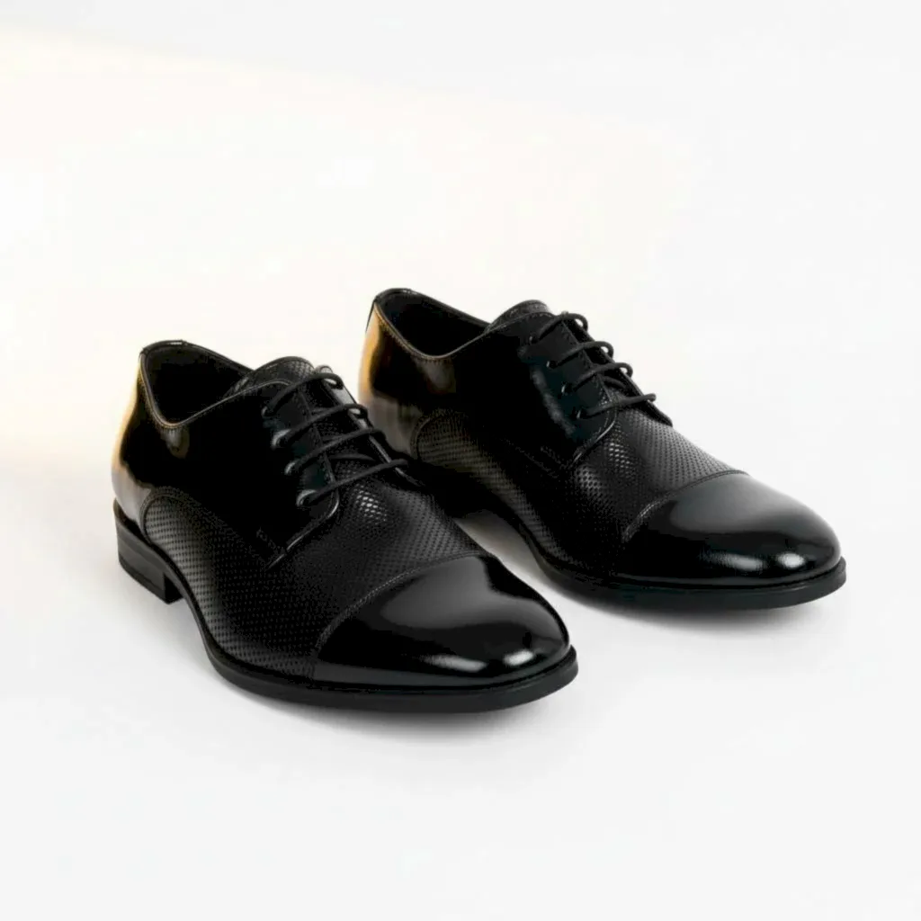 Siyah Dokulu Klasik Çocuk Ayakkabısı Bağcıklı Özel Gün Ayakkabısı